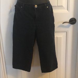 Blue jean Capri pants